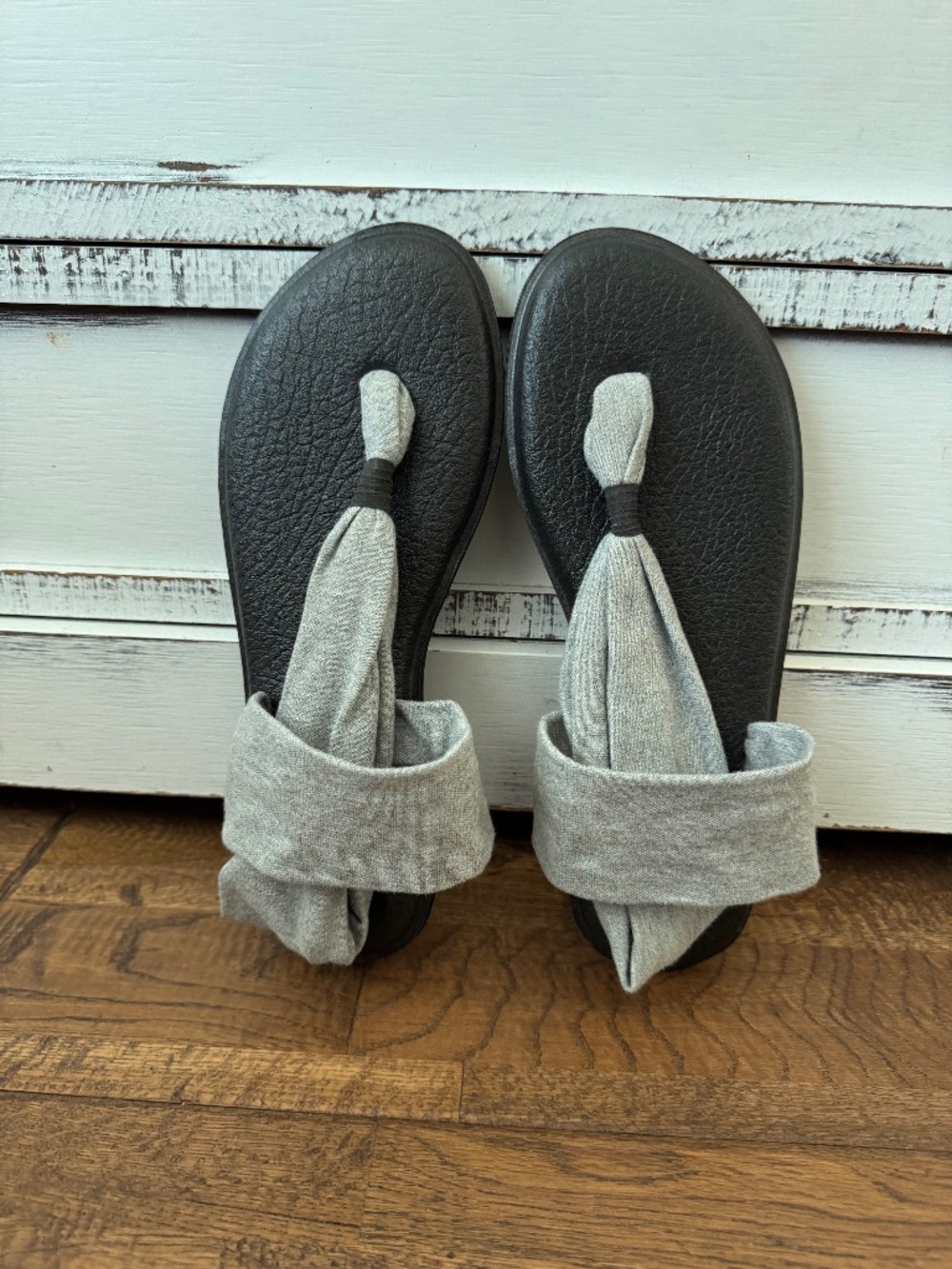 Sanuk Yoga‎ Sling 2 Gray Black Sandals Women's Size 9